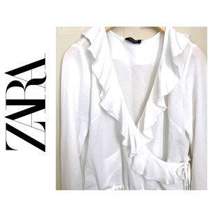 ✨WHITE BODYSUIT✨